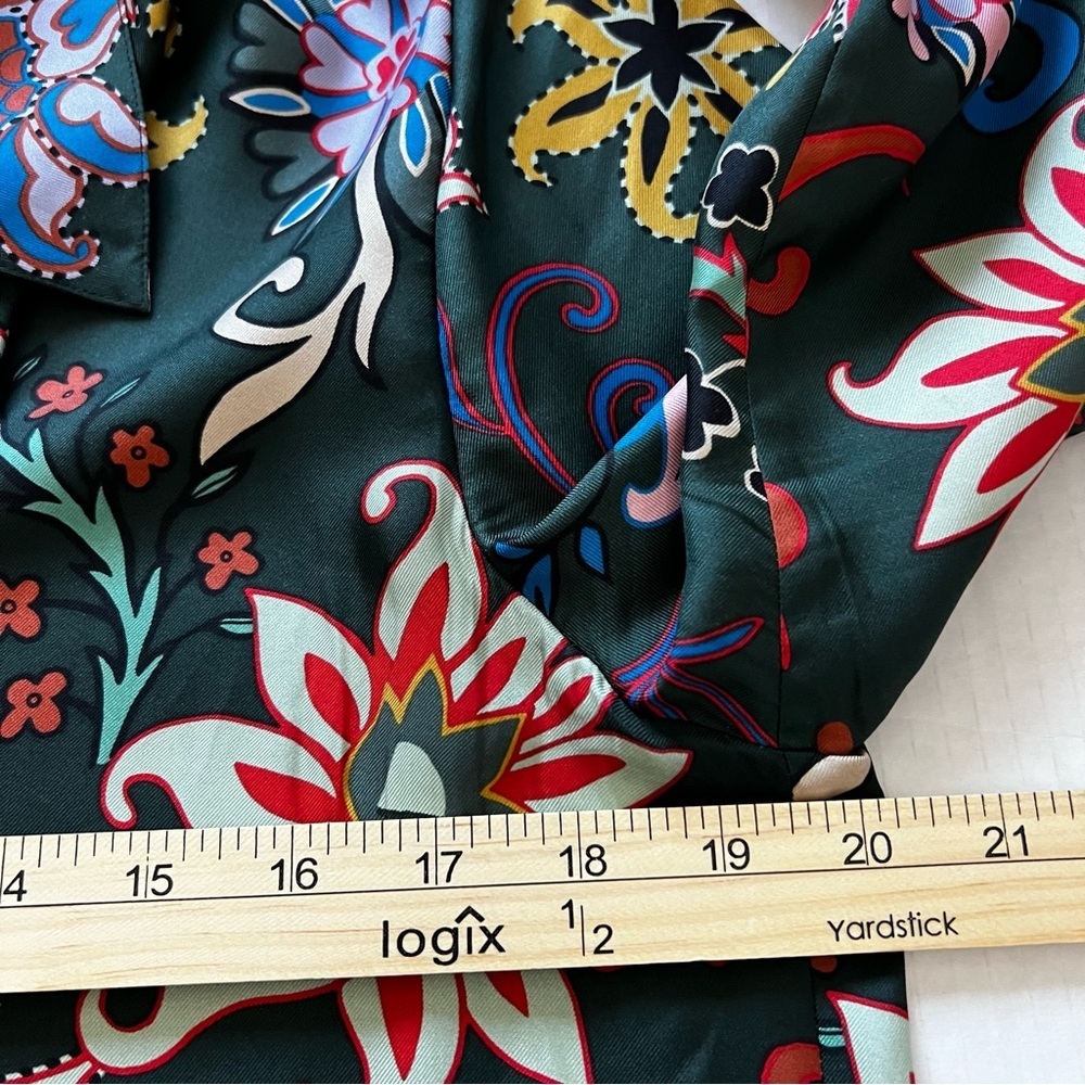 Tory Burch 100% Silk Floral Print Long Sleeve Button Down Blouse Top 8 - Picture 15 of 16